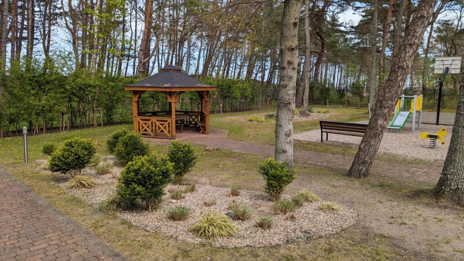 Dwie Sosny I Swierk Ustronie Morskie Extérieur photo